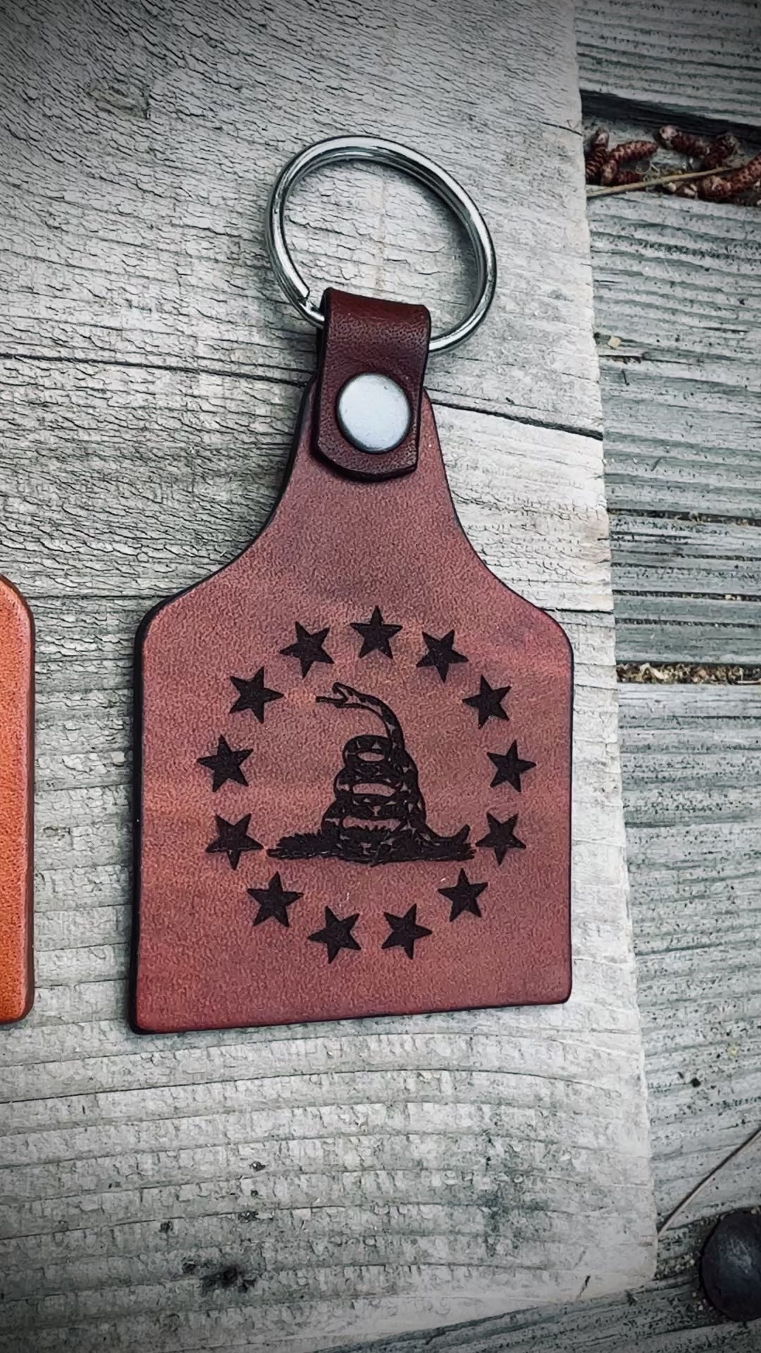 USA / American Flag Engraved Leather Key Ring Fob - Double sided Cow tag